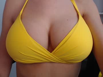 Naked cam girl eat_mee_out image #2029685