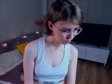 Naked cam girl florabradway image #4017750