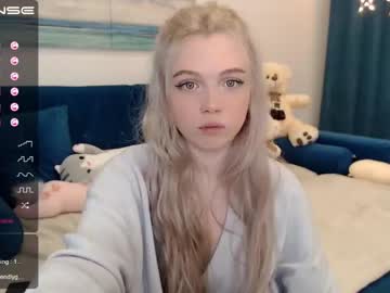 Naked cam girl small_blondee image #1370747
