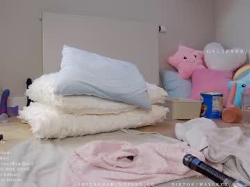Naked cam girl hayleex image #2603902