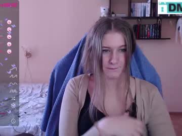 Naked cam girl minnie_olson_ image #3662173