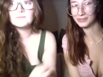 Naked cam couple 2gorls1link image #4043862