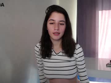 Naked cam girl kate_lewis image #2786427