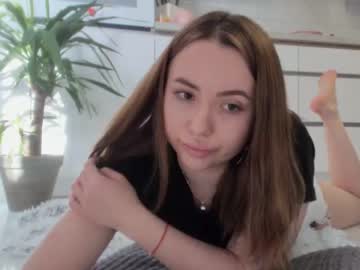 Naked cam girl meryfoxxx image #2838299
