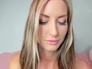Naked cam girl fit_american_girl image #1803425