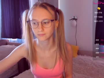 Naked cam girl angeellina image #1360372