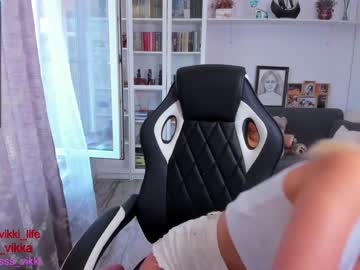 Naked cam girl misss_vikki image #1972317