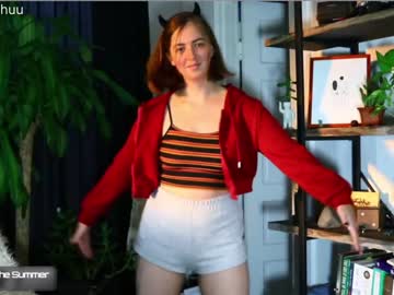 Naked cam girl maeveminx image #2821004