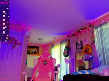 Naked cam girl daphnemadison image #2598143