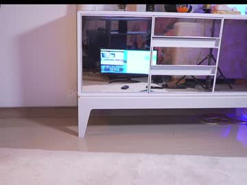 Naked cam girl swt_molly image #3489179