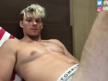 Naked cam man whiteconan image #3800604