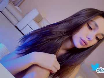 Naked cam girl hollyextra image #3285987