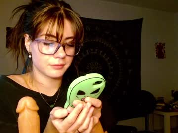 Naked cam girl _modestmouse image #2592649