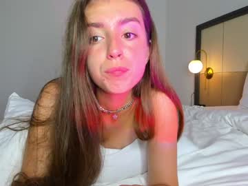Naked cam girl coy_amina image #1950975