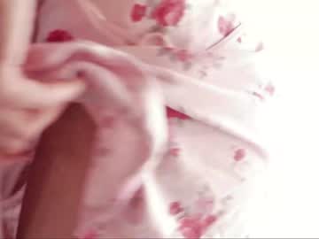 Naked cam girl clementine__ image #2708679
