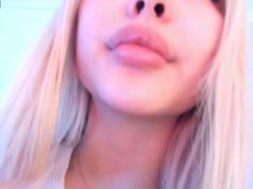 Naked cam girl bae_suz image #300164
