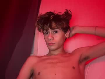 Naked cam man latenightfag image #3932627