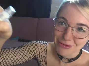 Naked cam girl xtina__ image #886248