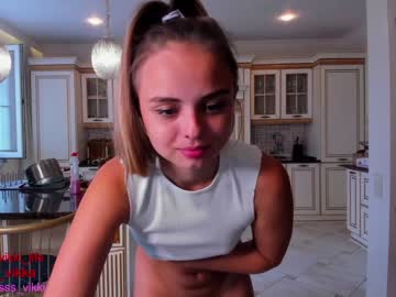 Naked cam girl misss_vikki image #2238008