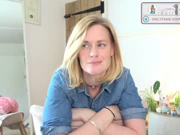 Naked cam girl belle_jlou image #2351566