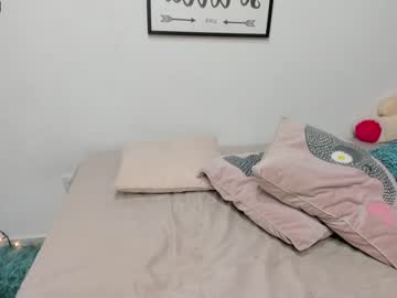Naked cam girl abigail_w image #1202213