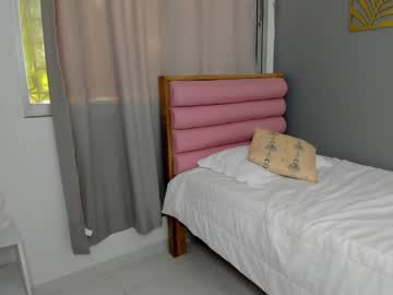 Naked cam girl roberta_lipa image #2361313