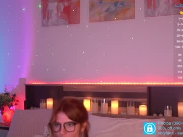 Naked cam girl sweetkira555 image #1728493
