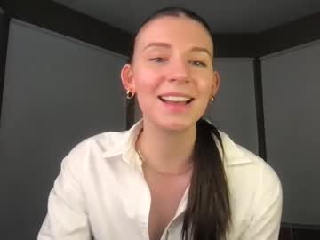 Naked cam girl heidihotte image #3922018
