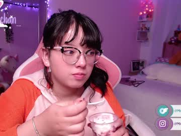 Naked cam girl maru_chan_ image #2233788