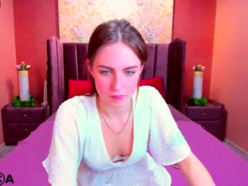 Naked cam girl kitty_wood image #3436062