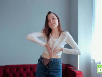 Naked cam girl janetlaurie image #3939428