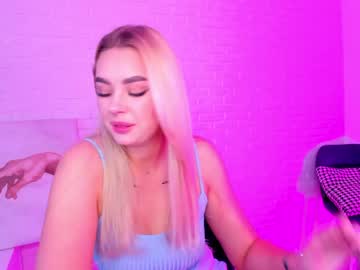 Naked cam girl 8a8y_nura image #1300518