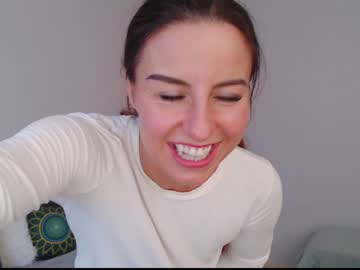 Naked cam girl emerald_kittycat image #3313567