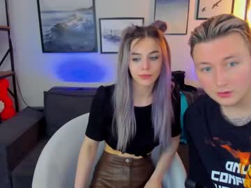 Naked cam couple mia_levie image #3022850