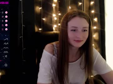 Naked cam girl kailaroset image #1720032
