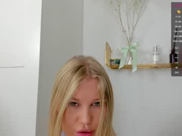 Naked cam girl alice_n_wooderland image #1576016