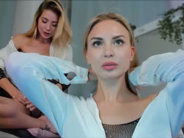 Naked cam girl emmi_rosee image #2260299