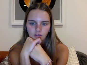 goddesslyvenus naked cam