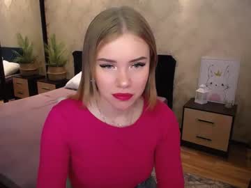 Naked cam girl yourfullmoon image #3936262