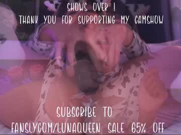 Naked cam girl lunaqueeeen image #2671459