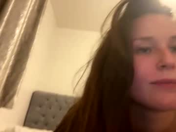 Naked cam couple makemesquirtbaby69 image #1542636