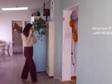 Naked cam girl artemisfit image #1608231