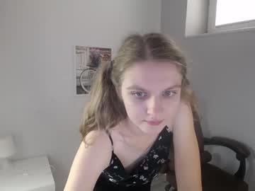 Naked cam girl lana_heisstt image #325220