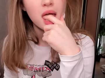 Naked cam girl aiyanatrujillo image #3996505