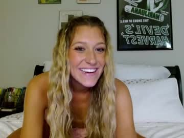 Naked cam girl addisonvodka image #2341730
