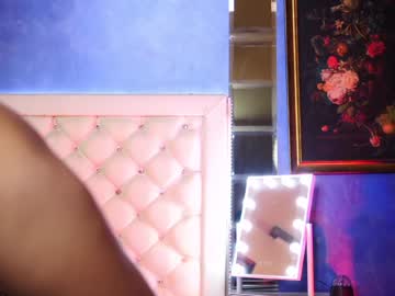 Naked cam girl saya_18 image #1331787
