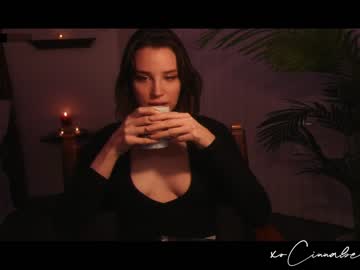 Naked cam girl cinnabelle image #709444