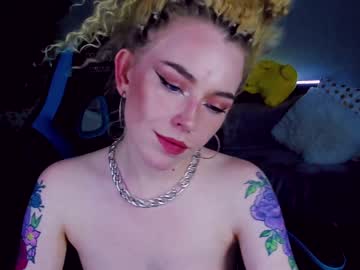 Naked cam girl sedwunder image #2111171