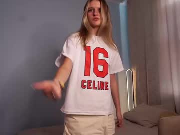 aliviadarby naked cam