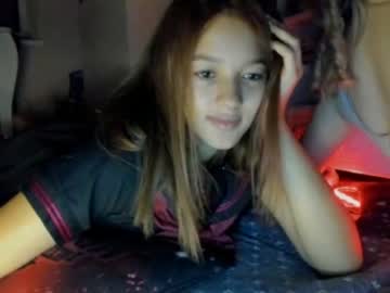 Naked cam girl twix_llll image #363438